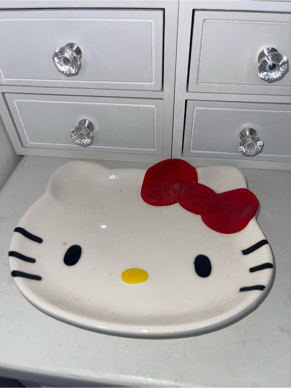 EUC Hello Kitty White Ceramic Dish with Red Bow and Black Details